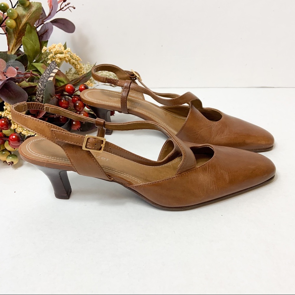 Naturalizer brown leather sling-back pumps size 7